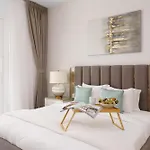 Maison Privee - Seaside Jbr Living W/ Open Sea & Bluewaters Views